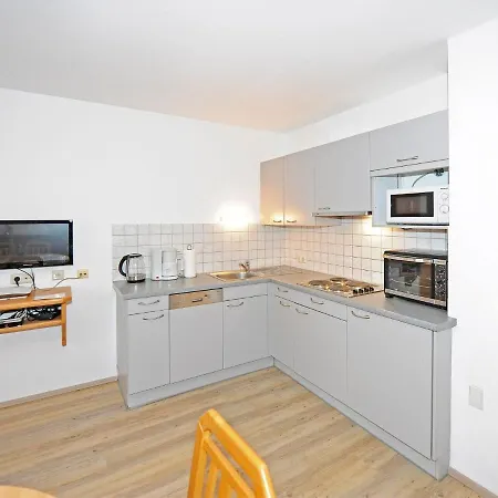 Modern In Saalbach-hinterglemm With Sauna Appartamento