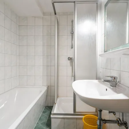 Modern In Saalbach-hinterglemm With Sauna Appartamento *