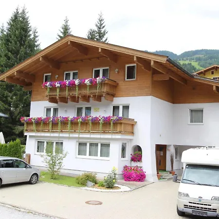 Modern In Saalbach-hinterglemm With Sauna Appartamento Viehhofen